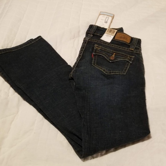 levis 542